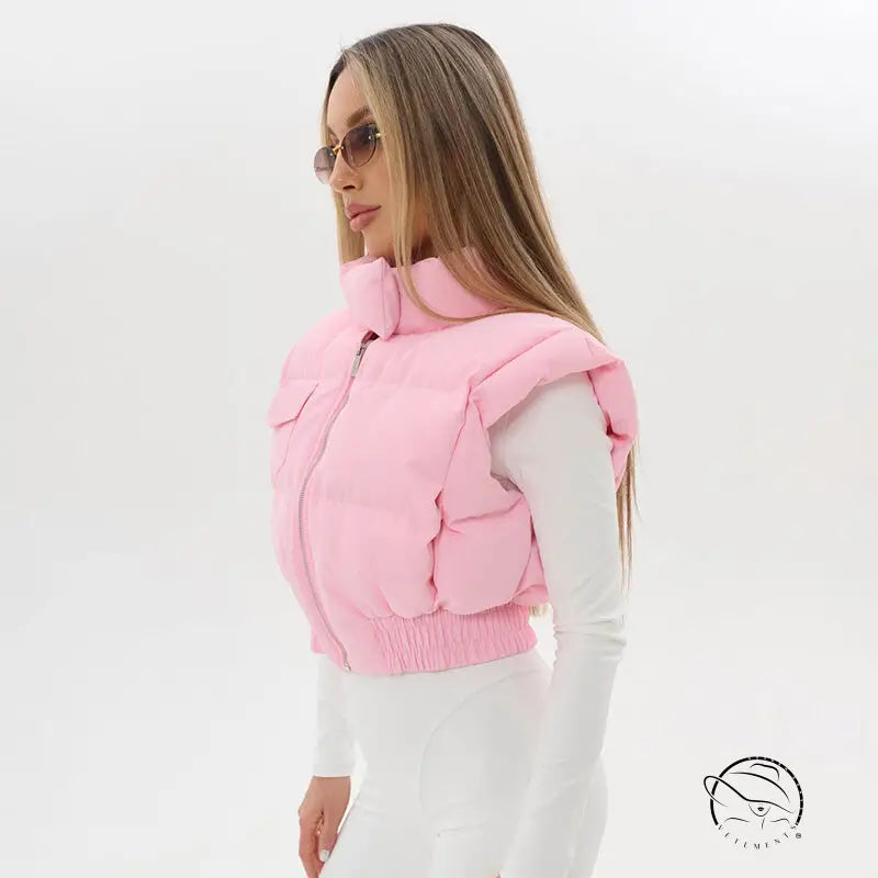 Pink langry puffer vest with high collar and zipper for fashion ملابس