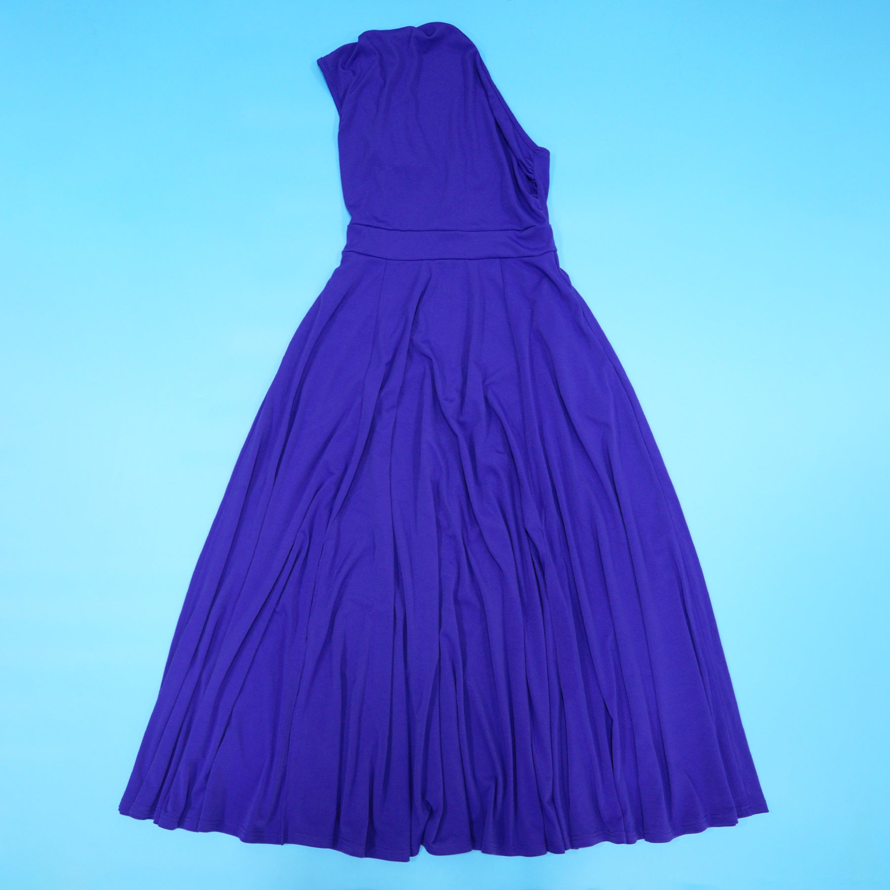 Beautiful Waist Tight Swing Maxi Dress