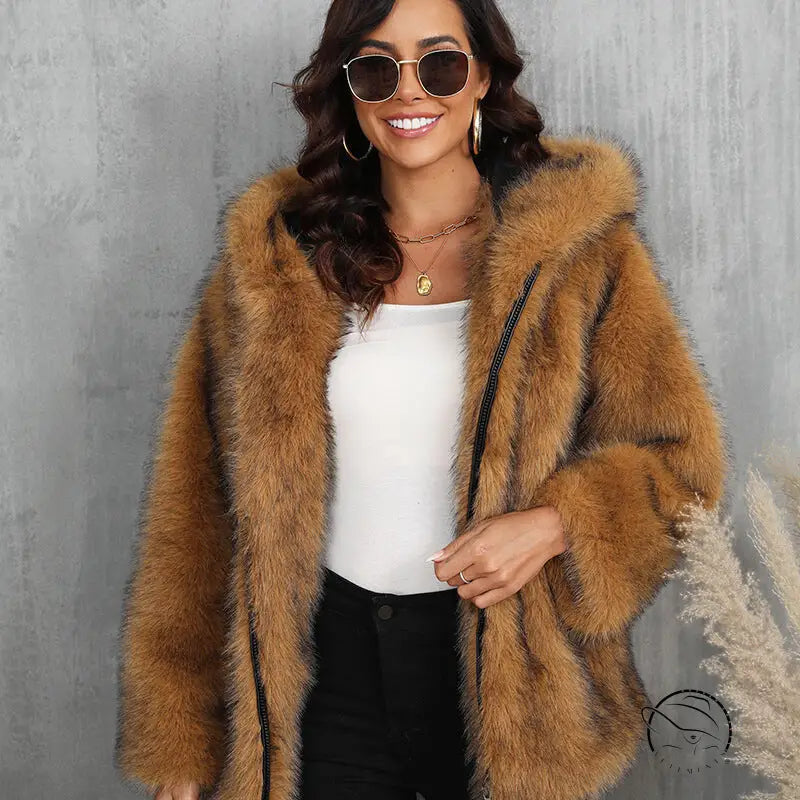 Langry loose faux fur coat with brown hooded jacket and black zipper
