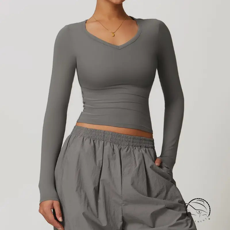 Gray quick drying brushed tight yoga V-neck top and pants for winter