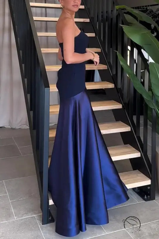 Elegant strapless navy satin dress in Langry fashion