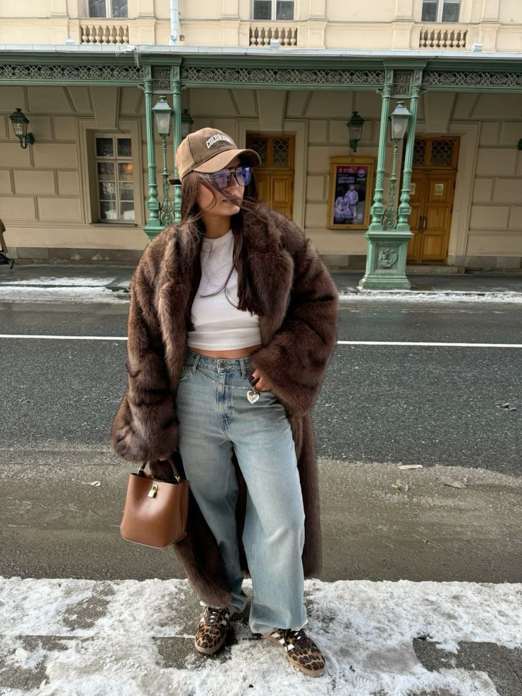 Luxury brown faux fur jacket by Langry with oversized vintage design