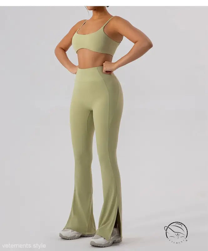 OUTER WEAR CLOSE FITTING YOGA PANTS-VETEMENTS 