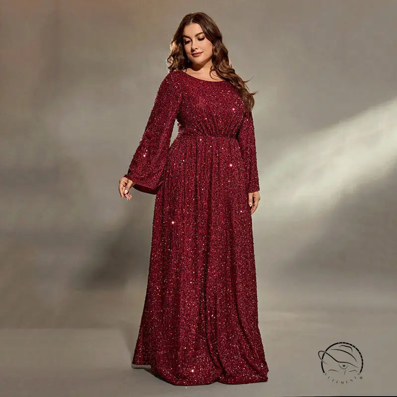 Extra flattering evening dress: sparkly long-sleeved maroon gown