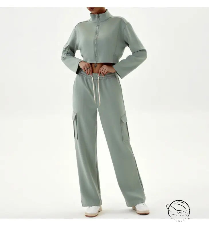 Light green cropped tracksuit in winter workwear casual sports sets