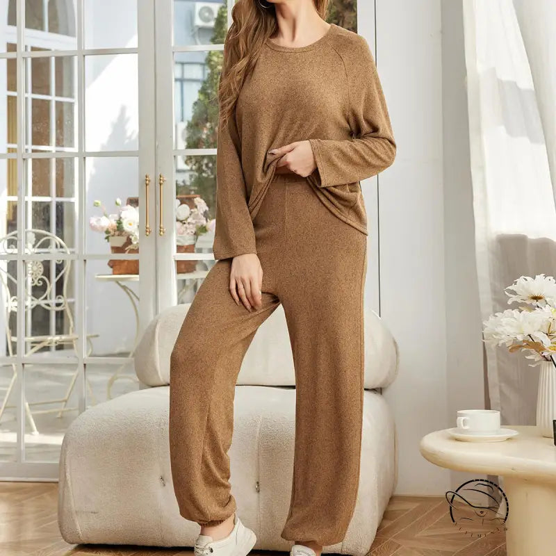 Brown two piece set with winter long sleeves and ankle tied pants