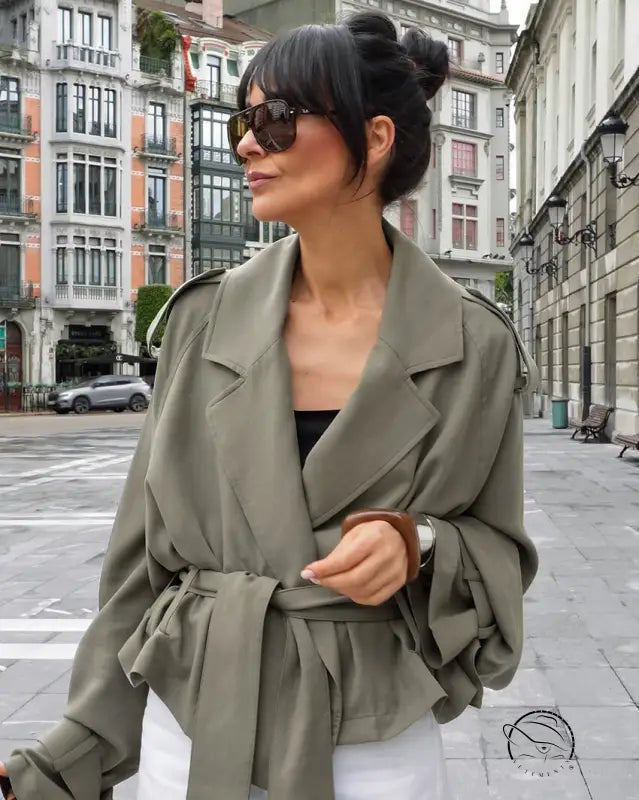 High End French Large Collared Lace Up