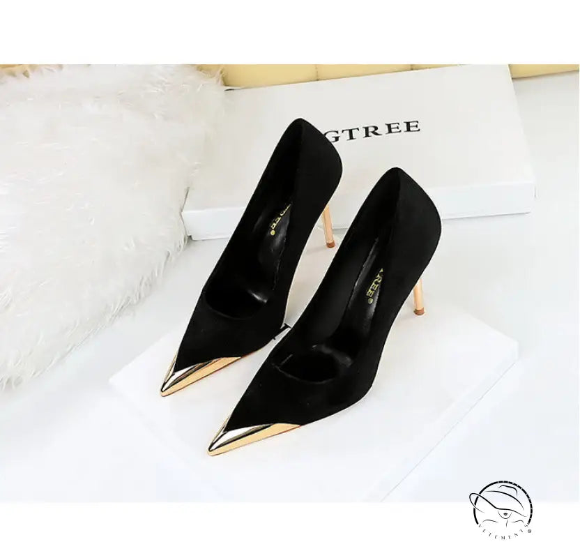 Black suede langry fashion pumps with gold pointed toe caps