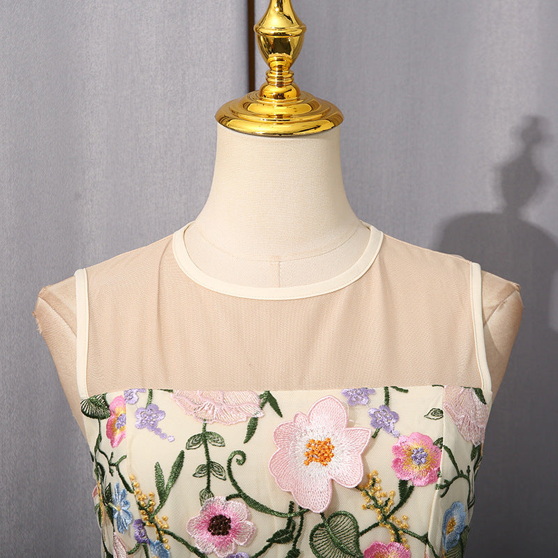 Elegant langry fashion cream fishtail hem dress with floral embroidery