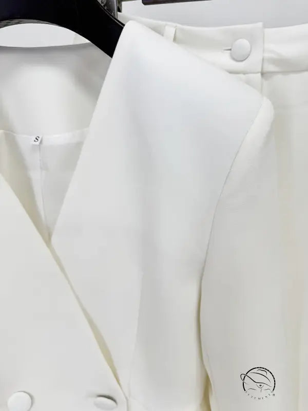 Langry fashion white double-breasted blazer with lapels in slim top set