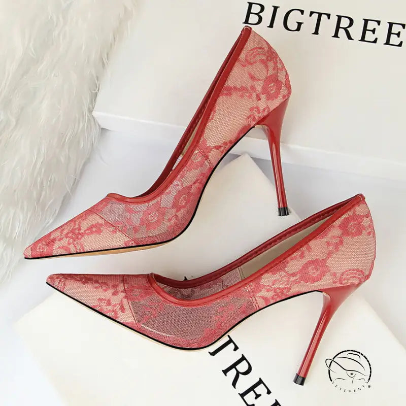Elegant skinny red lace stiletto heels with pointed toe in langry fashion
