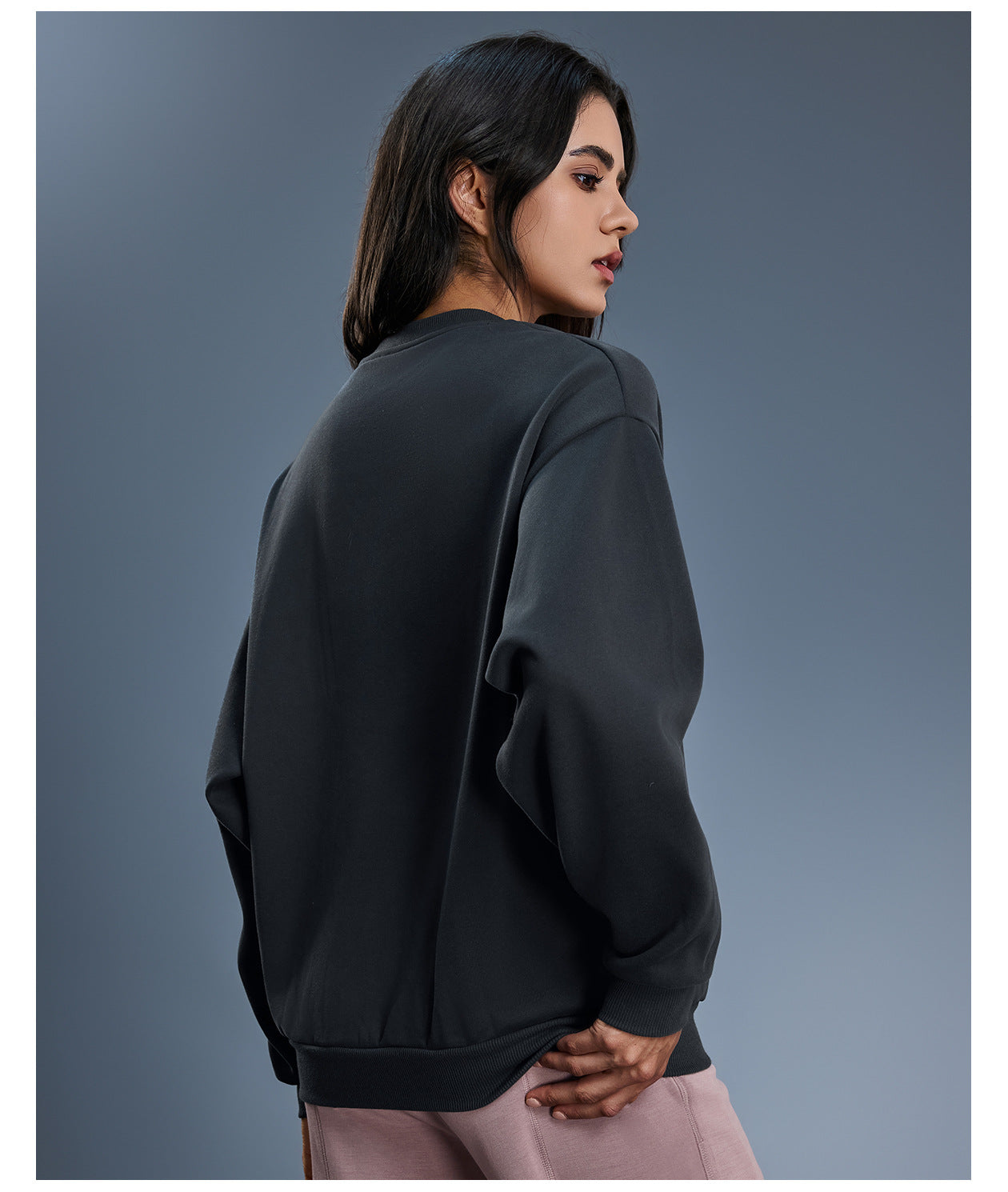 Black long sleeve casual fleece crew neck pullover sweatshirt with ribbed cuffs