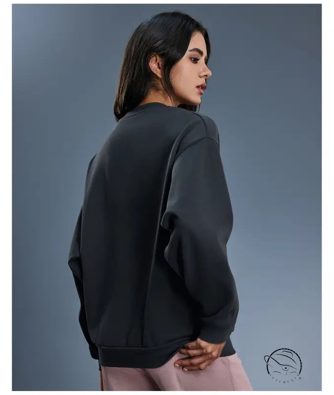 Black long sleeve casual fleece crew neck sweatshirt