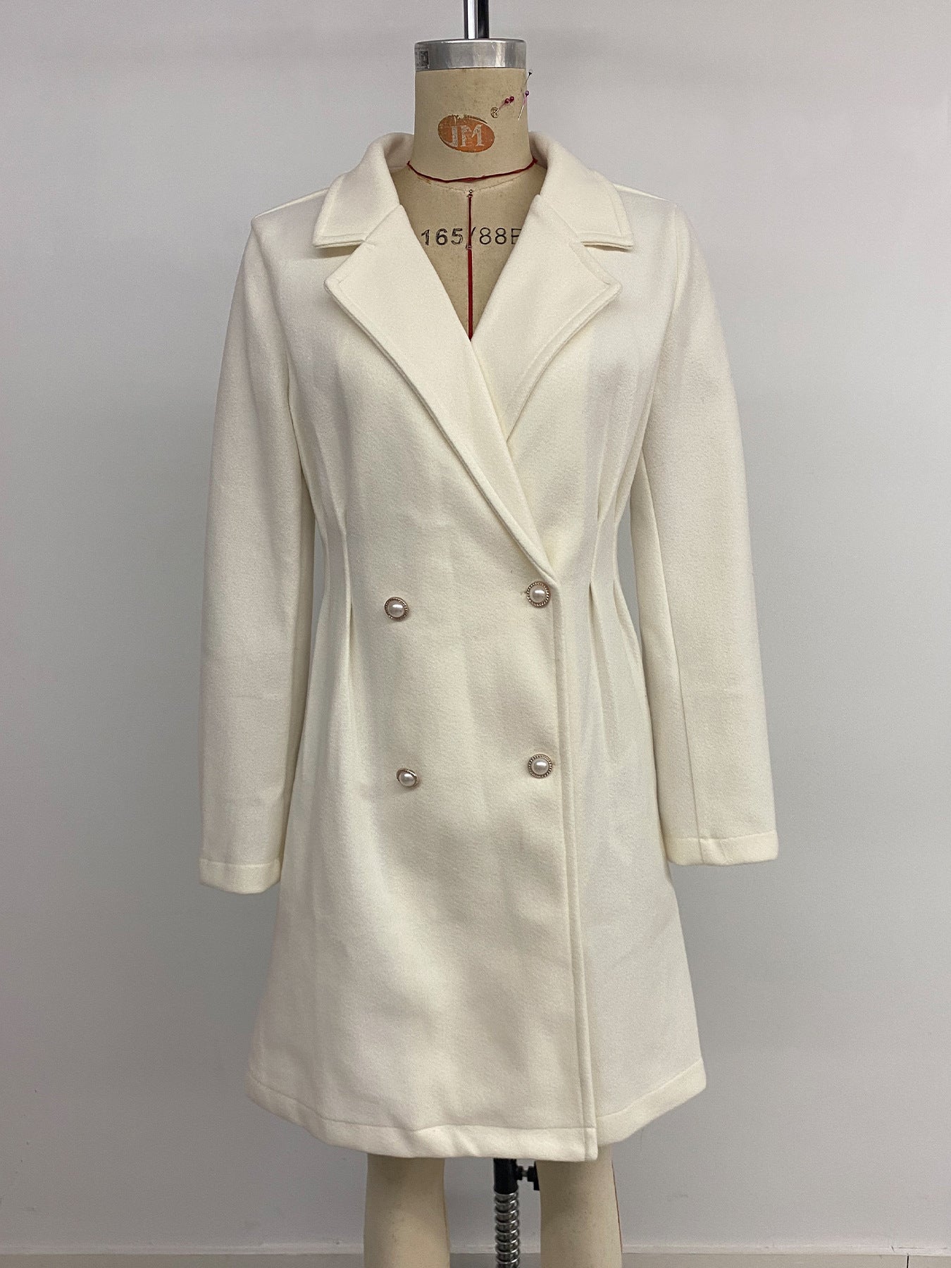 Elegant Pearl Fastener Decoration Wool Coat