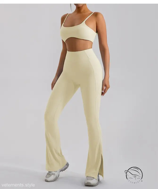 OUTER WEAR CLOSE FITTING YOGA PANTS-VETEMENTS 