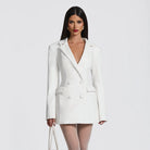 White long sleeve double-breasted blazer in tailored fashion fit