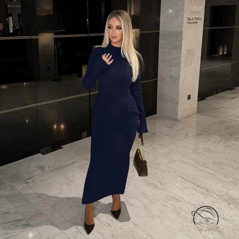 Long-sleeved navy maxi dress with beautiful back slit