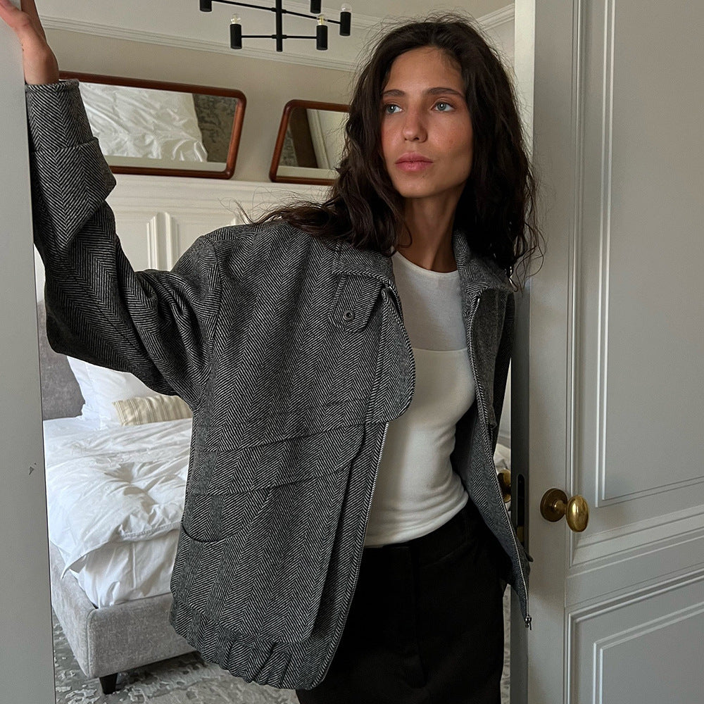 Gray langry fashion woolen coat with tweed pockets and button closure