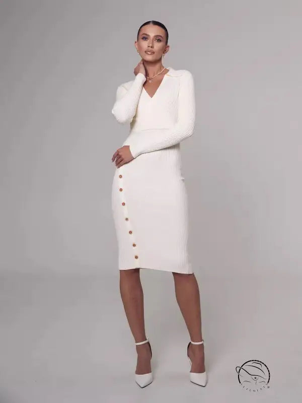 Elegant polo collar knitted dress with white button accents