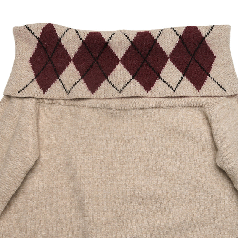 Elegant langry beige argyle wool sweater in maroon black diamonds