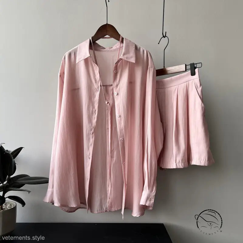 Pink belted sun protection shirt suit with shorts for spring and fall