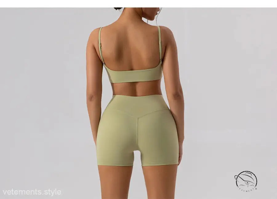 Burnt tea brown close fitting yoga shorts and matching bra set