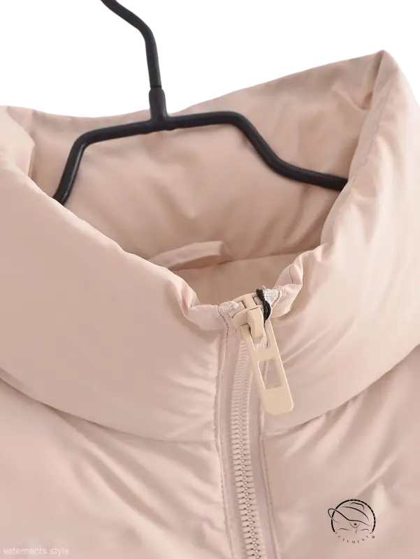 Beige puffer short cotton jacket with zipper for autumn winter wear