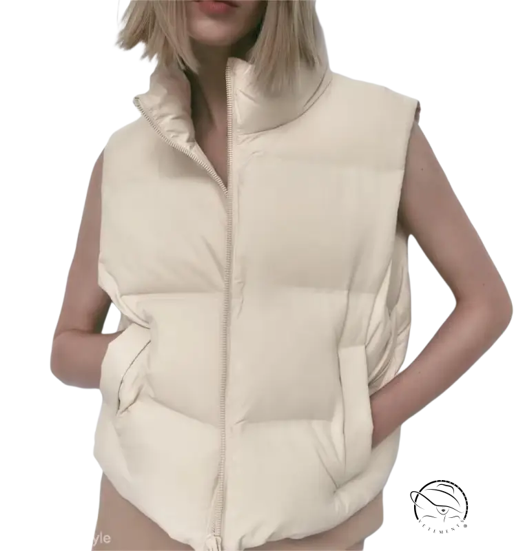 Cream-colored puffer vest in casual loose short cotton jacket for autumn winter wear