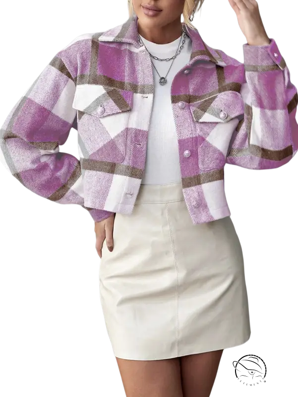 Plaid cropped jacket with lapels, ideal as a woolen short coat for fall fashion