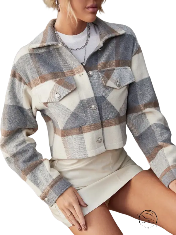 Cropped plaid jacket from Casual Polyester Shacket with Lapels featuring fall lapels woolen design