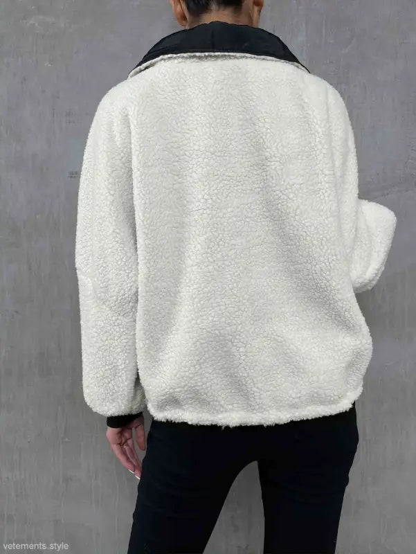 White fleece Urban Knitted Jacket with black collar, view from the back for Autumn Winter