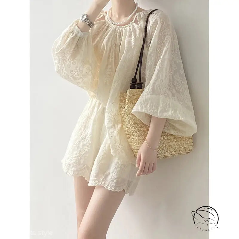 ELEGANT EMBROIDERY TOP SHORTS SET-VETEMENTS 