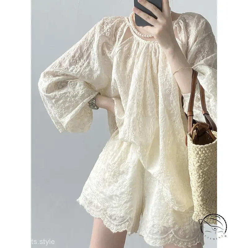 ELEGANT EMBROIDERY TOP SHORTS SET-VETEMENTS 