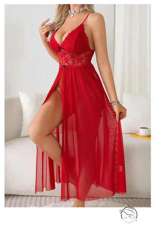 Sexy mesh lace nightdress in red with plunging neckline and high slit