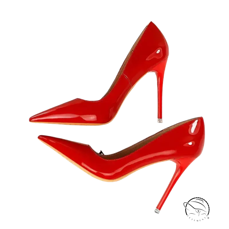 Elegant stiletto heels in bright red patent leather for wedding fashion