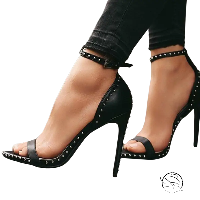 Black studded high-heeled sandals with 8cm heel height and 3cm platform height