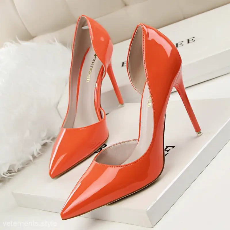 HOLLOW HIGH HEELS-VETEMENTS 
