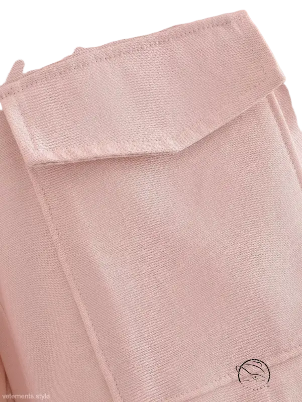 Pink fabric pocket on Pink Pants and Top Blazer High, ideal for linen blend shorts