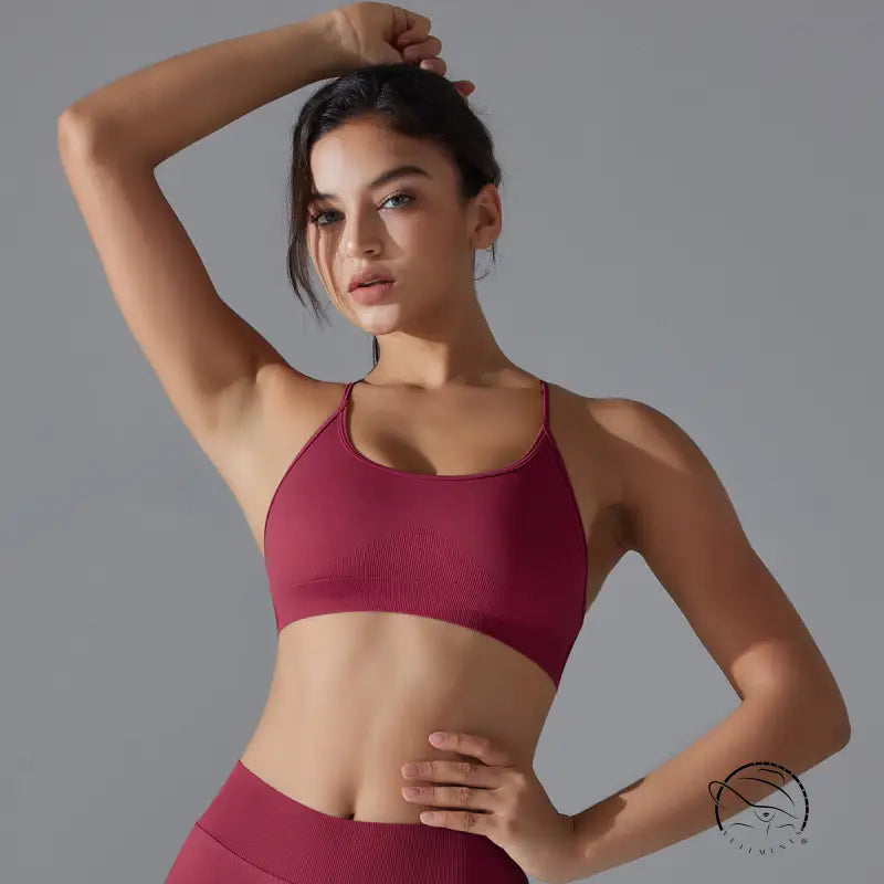 Seamless Knitted Yoga Bra in Wine Red Sporty Backless Design