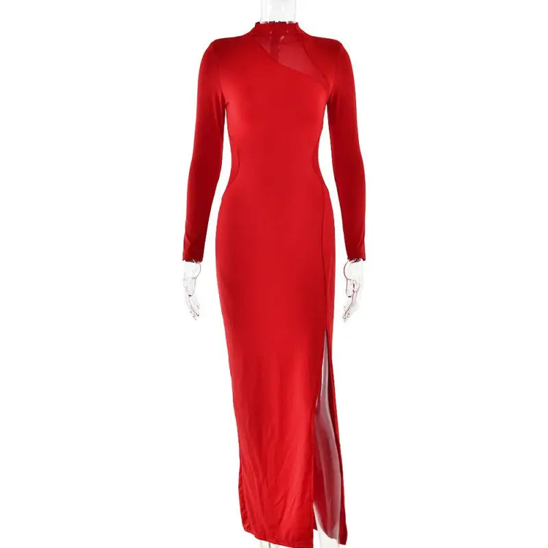 Elegant bodycon maxi dress with high slit, lace and tulle details for a sexy elegant look