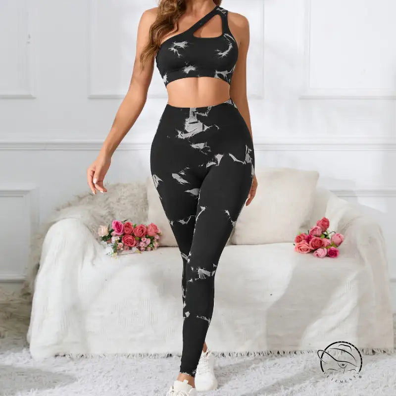 Sporty Seamless Knitted Yoga Set with Asymmetric Sleeves and High Rise Pants
